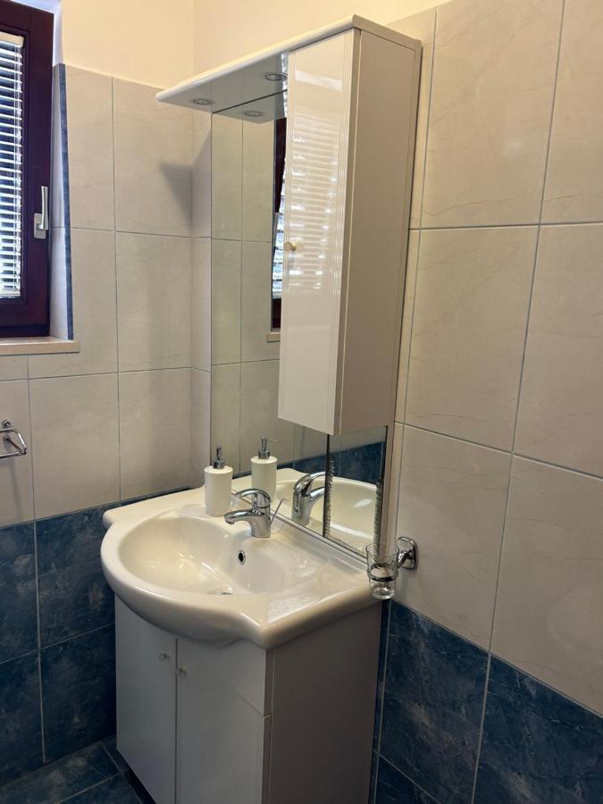 Apartmani Baki Podstrana Zewnętrze zdjęcie