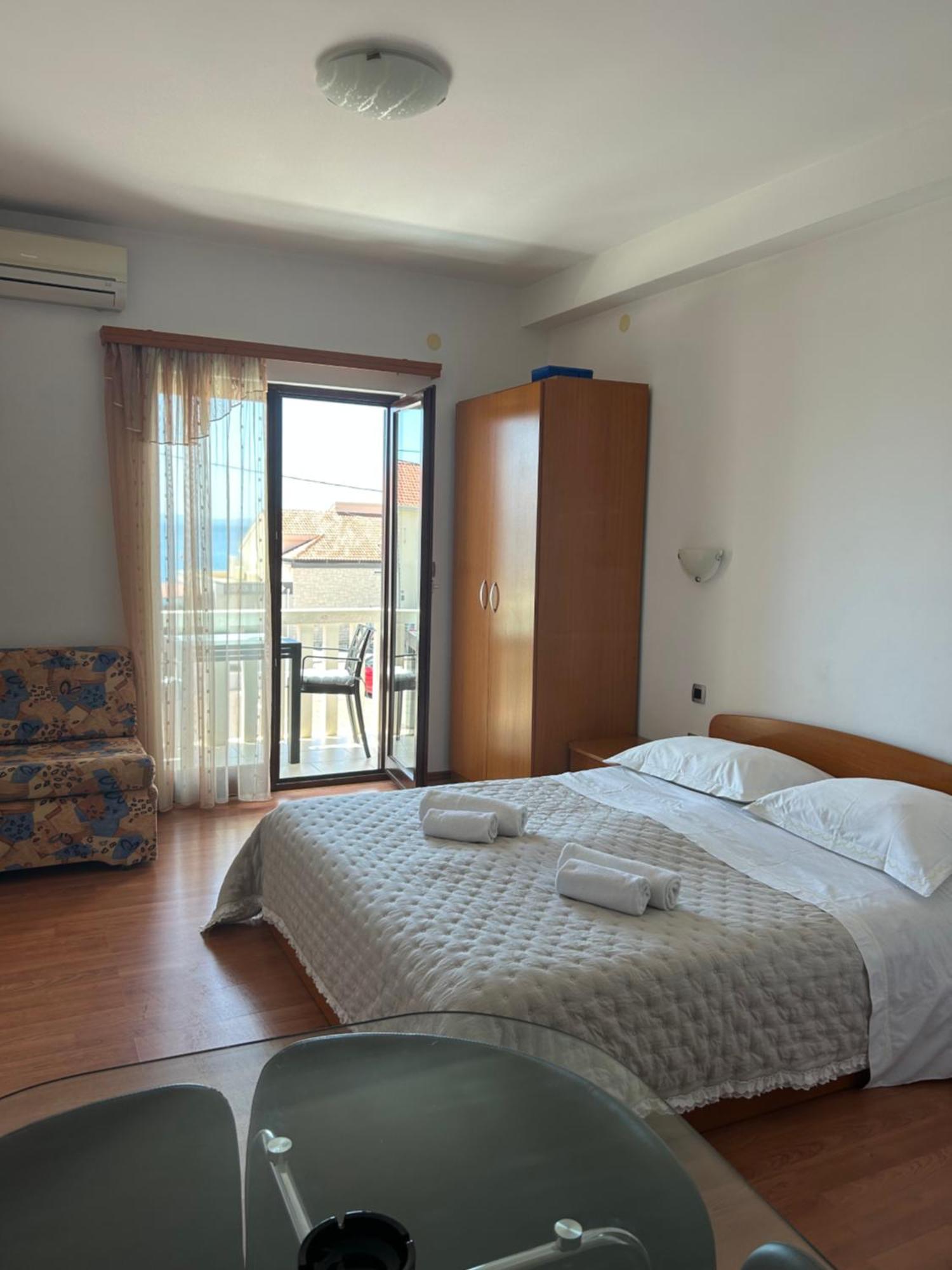 Apartmani Baki Podstrana Zewnętrze zdjęcie